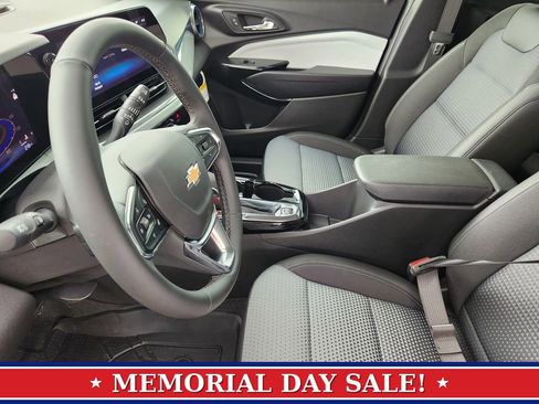 New 2026 Chevrolet Trax LT w/ LT Convenience Package FWD image 10