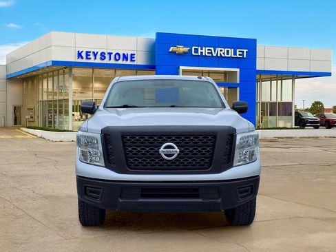 Used 2019 Nissan Titan S w/ S Utility Package AWD/4WD image 2