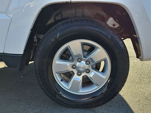 Used 2012 Jeep Liberty Sport w/ Popular Equipment Group image 35