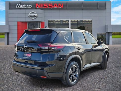 New 2026 Nissan Rogue SV image 3