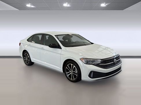 Certified 2024 Volkswagen Jetta Sport FWD image 7