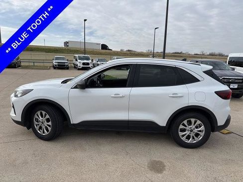 Certified 2024 Ford Escape Active image 3