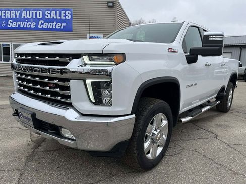 Used 2022 Chevrolet Silverado 2500 LTZ w/ LTZ Convenience Package image 2