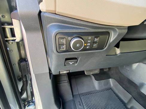 Certified 2023 Ford Bronco Wildtrak AWD/4WD image 12