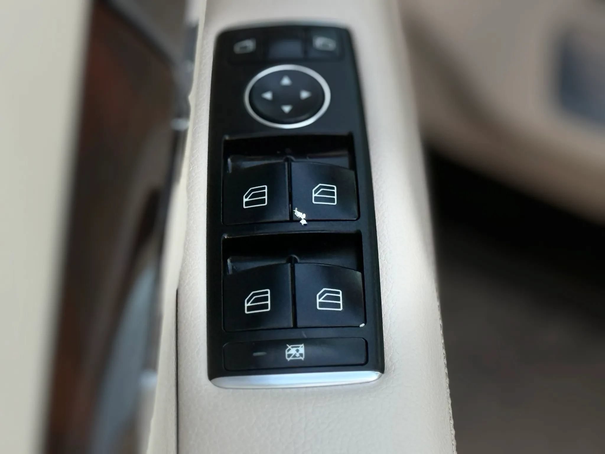Used 2014 Mercedes-Benz E 350 Coupe image 27