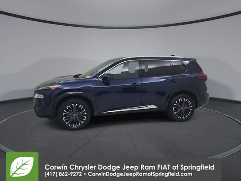 Used 2026 Nissan Rogue Platinum w/ Platinum Premium Package AWD/4WD image 8