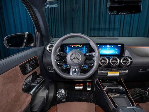 New 2026 Mercedes-Benz GLA 35 AMG 4MATIC image 15