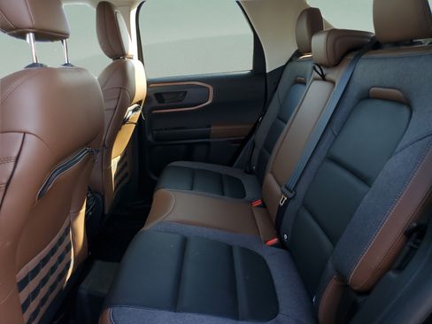 Certified 2021 Ford Bronco Sport Outer Banks w/ Outer Banks Package (96D) AWD/4WD image 8