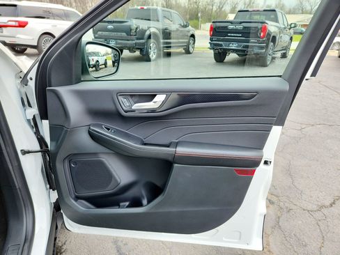 New 2026 Ford Escape ST-Line w/ Tech Pack #1 image 27