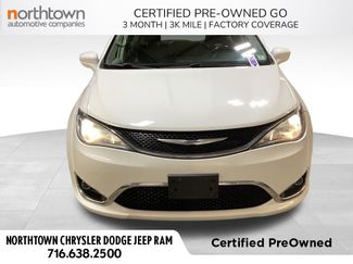 Used 2019 Chrysler Pacifica Touring-L video 1