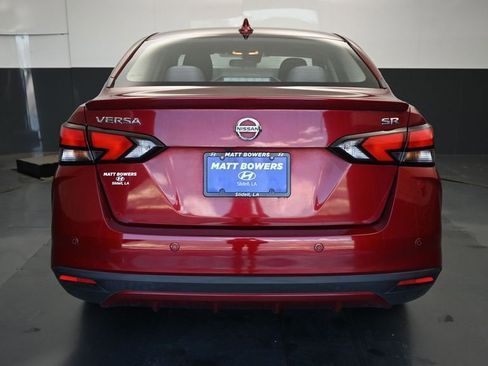 Used 2020 Nissan Versa SR FWD image 17