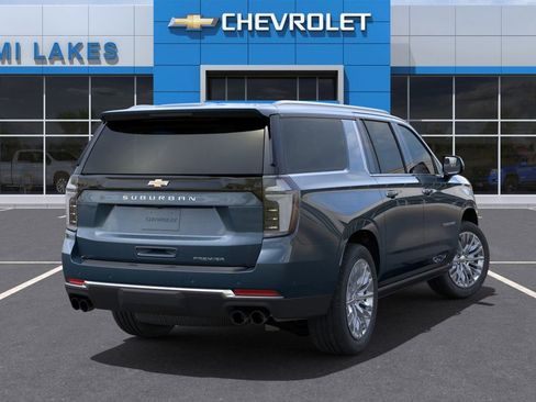 New 2025 Chevrolet Suburban Premier image 4