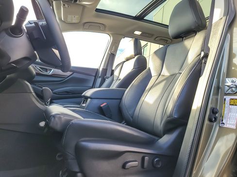 Certified 2025 Subaru Ascent Touring w/ Popular Package #2 image 6