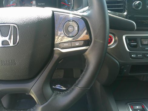 Used 2022 Honda Pilot EX-L image 21