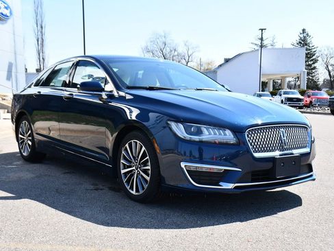 Used 2017 Lincoln MKZ Premiere image 8