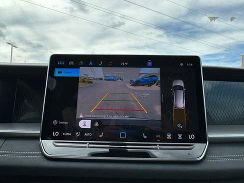 New 2025 Volkswagen Tiguan SE R-Line image 24