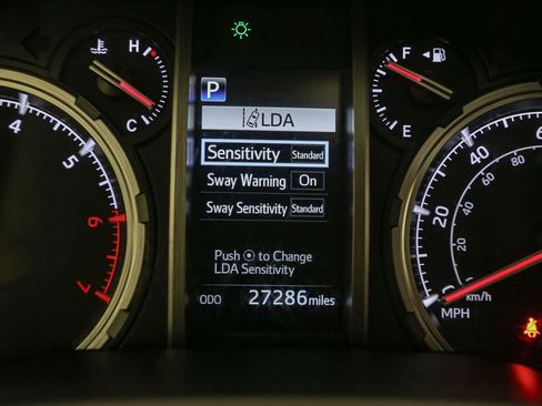 Certified 2023 Toyota 4Runner Limited AWD/4WD image 37