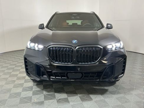 New 2026 BMW X5 xDrive50e w/ Executive Package AWD/4WD image 3