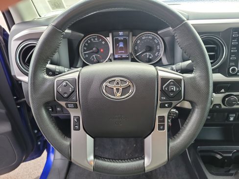 Used 2022 Toyota Tacoma SR5 image 22
