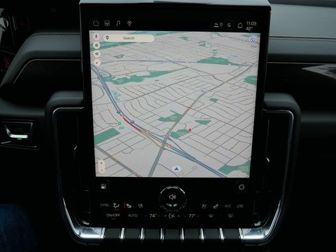 New 2026 GMC Yukon XL Elevation image 7