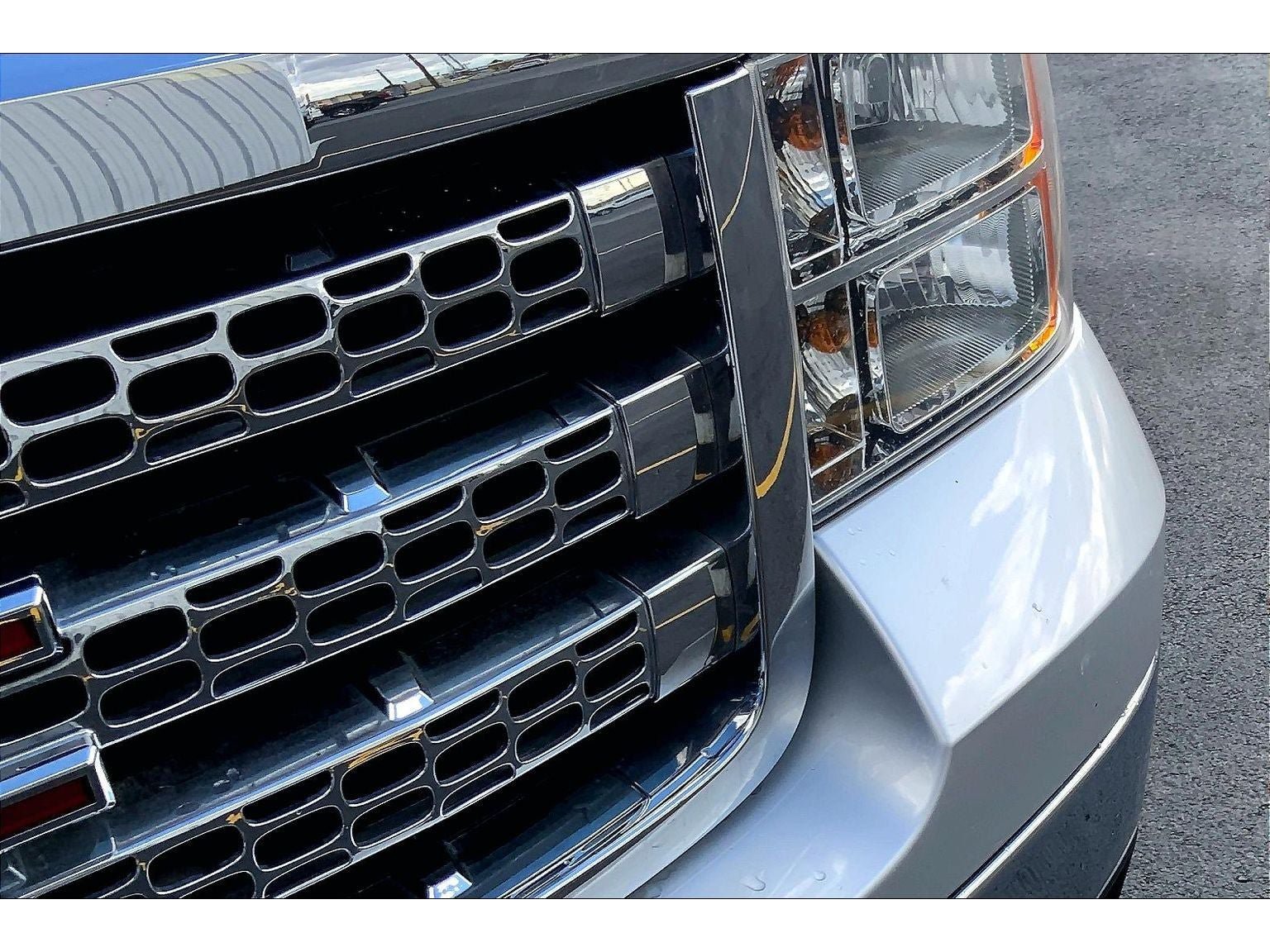 Used 2012 GMC Sierra 2500 SLE w/ SLE Preferred Package AWD/4WD image 30