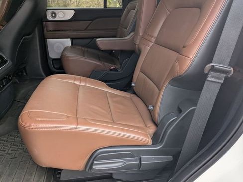 Used 2024 Lincoln Navigator Reserve AWD/4WD image 27