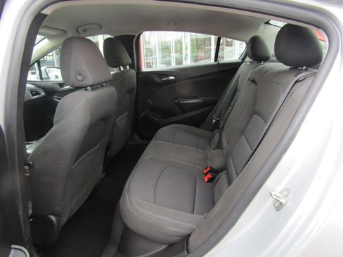 Used 2016 Chevrolet Cruze LT w/ LT Convenience Package image 16