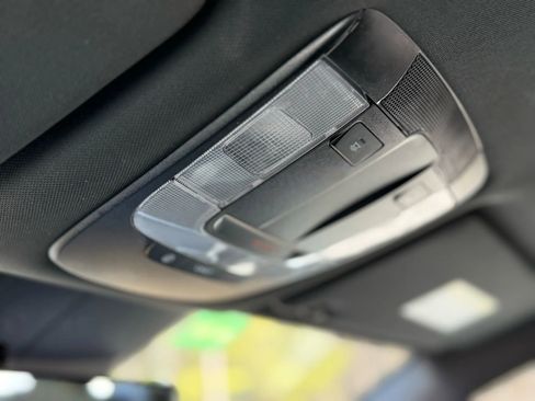 Used 2022 Kia K5 GT-Line FWD image 36