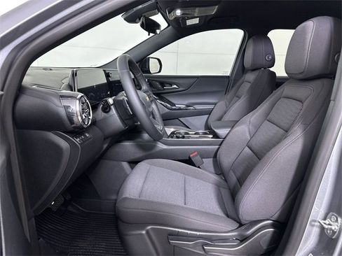 New 2026 Chevrolet Equinox LT w/ LPO, Floor Liner Package image 19
