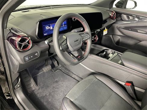 New 2026 Chevrolet Blazer EV RS image 3