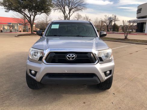 Used 2015 Toyota Tacoma PreRunner image 3