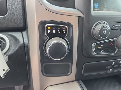 Used 2017 RAM 1500 Big Horn RWD image 21