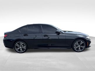Used 2023 BMW 330i xDrive Sedan w/ Premium Package AWD/4WD video 2