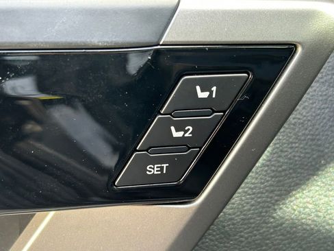 Used 2023 Toyota Sequoia Limited image 29