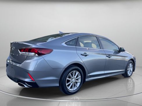 Used 2019 Hyundai Sonata SE image 3