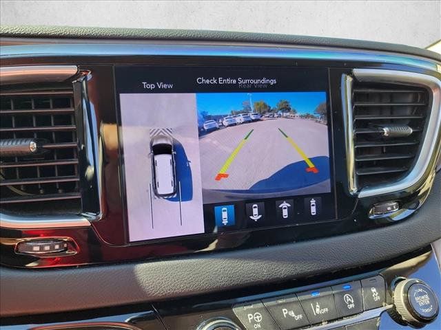 Used 2018 Chrysler Pacifica Touring-L Plus w/ Advanced Safetytec Group FWD image 24