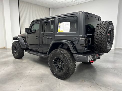 Used 2022 Jeep Wrangler Unlimited Rubicon w/ Cold Weather Group AWD/4WD image 6