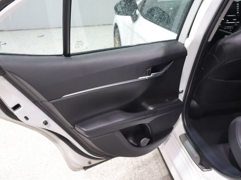 Used 2023 Toyota Camry SE FWD image 19