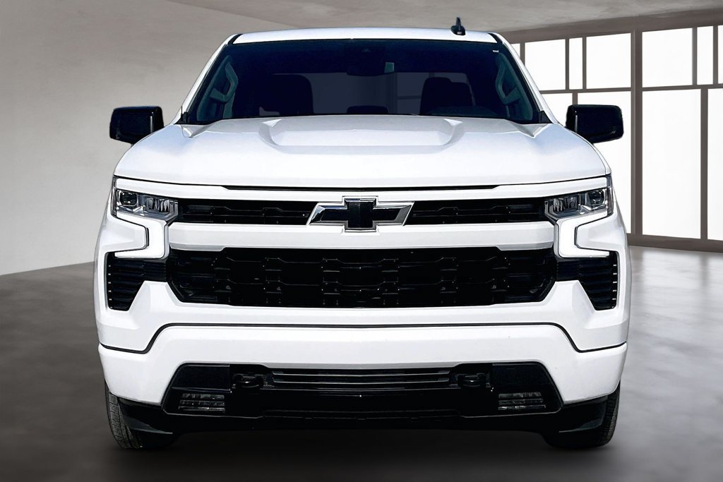 Used 2026 Chevrolet Silverado 1500 RST RWD image 2