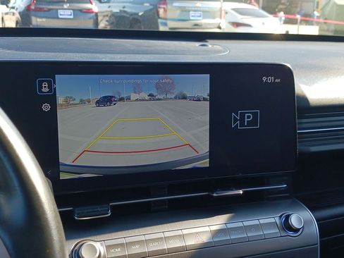 Used 2024 Hyundai Kona SEL image 24