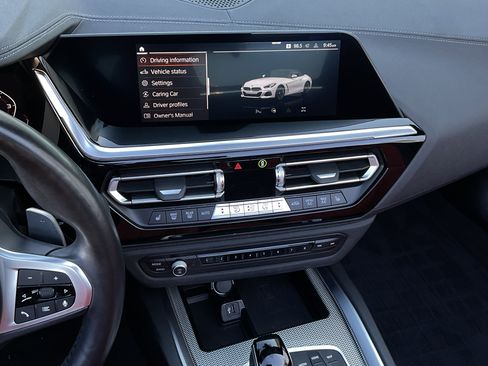 Certified 2022 BMW Z4 M40i w/ Premium Package image 19