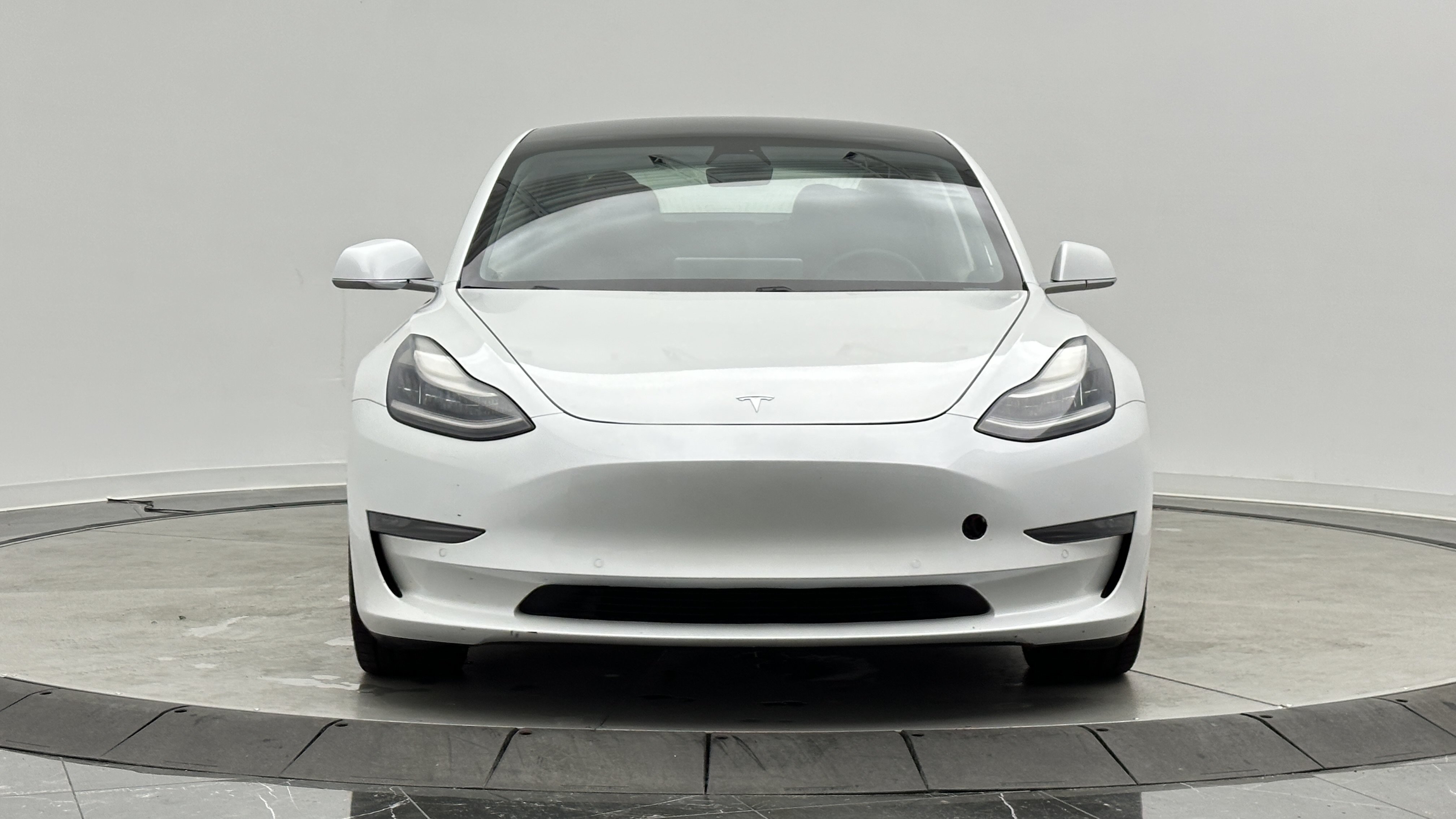 Used 2020 Tesla Model 3 Performance AWD/4WD image 2