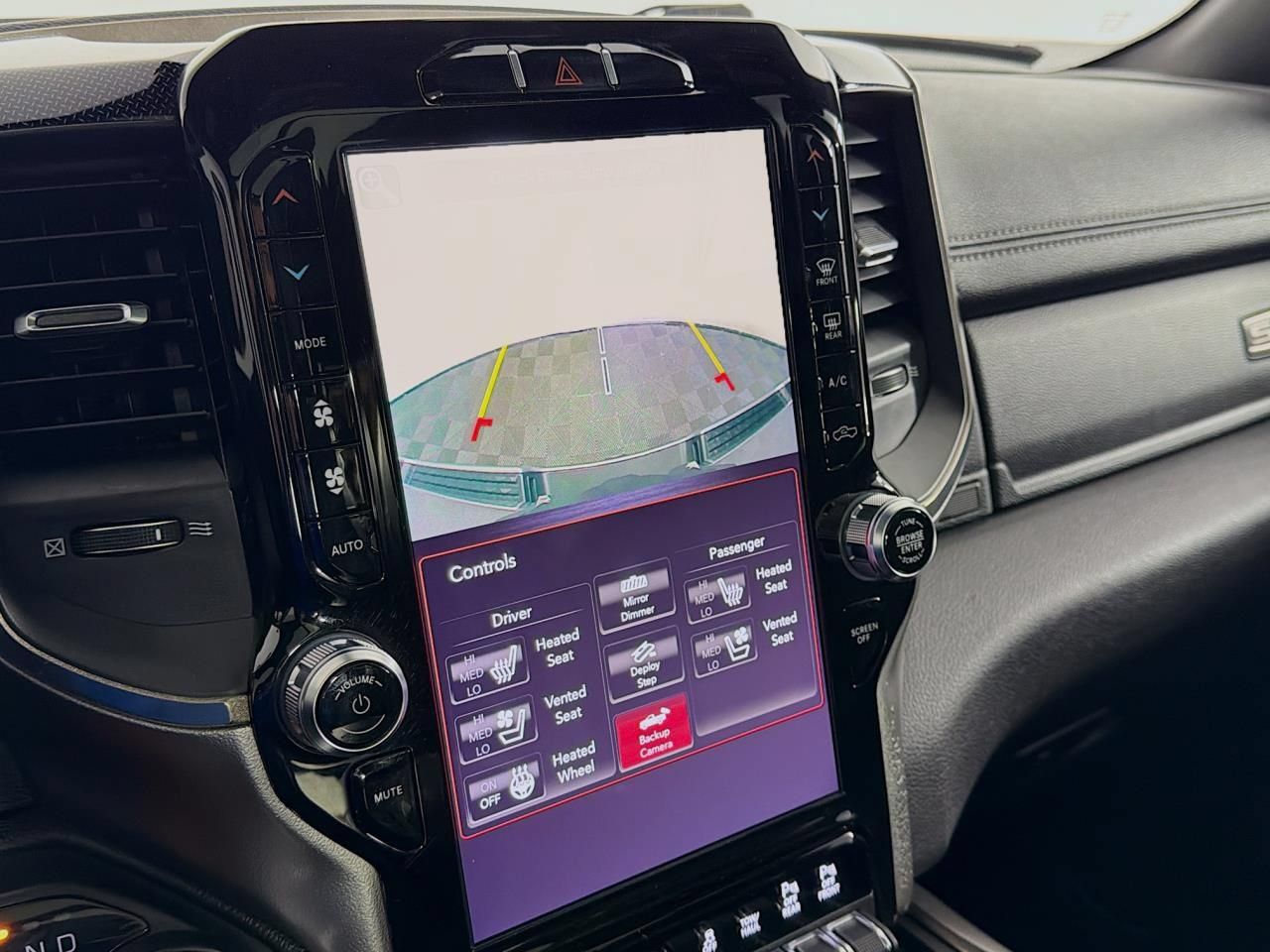 Used 2019 RAM 1500 Sport w/ Leather & Sound Group AWD/4WD image 36