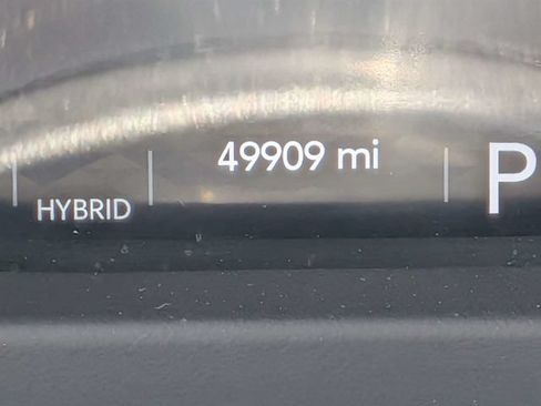 Used 2022 Jeep Wrangler Unlimited Sahara AWD/4WD image 27