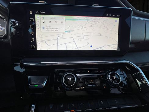 Certified 2025 GMC Sierra 2500 Denali Ultimate image 24