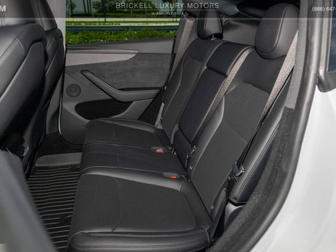 Used 2026 Tesla Model Y Long Range AWD/4WD image 7