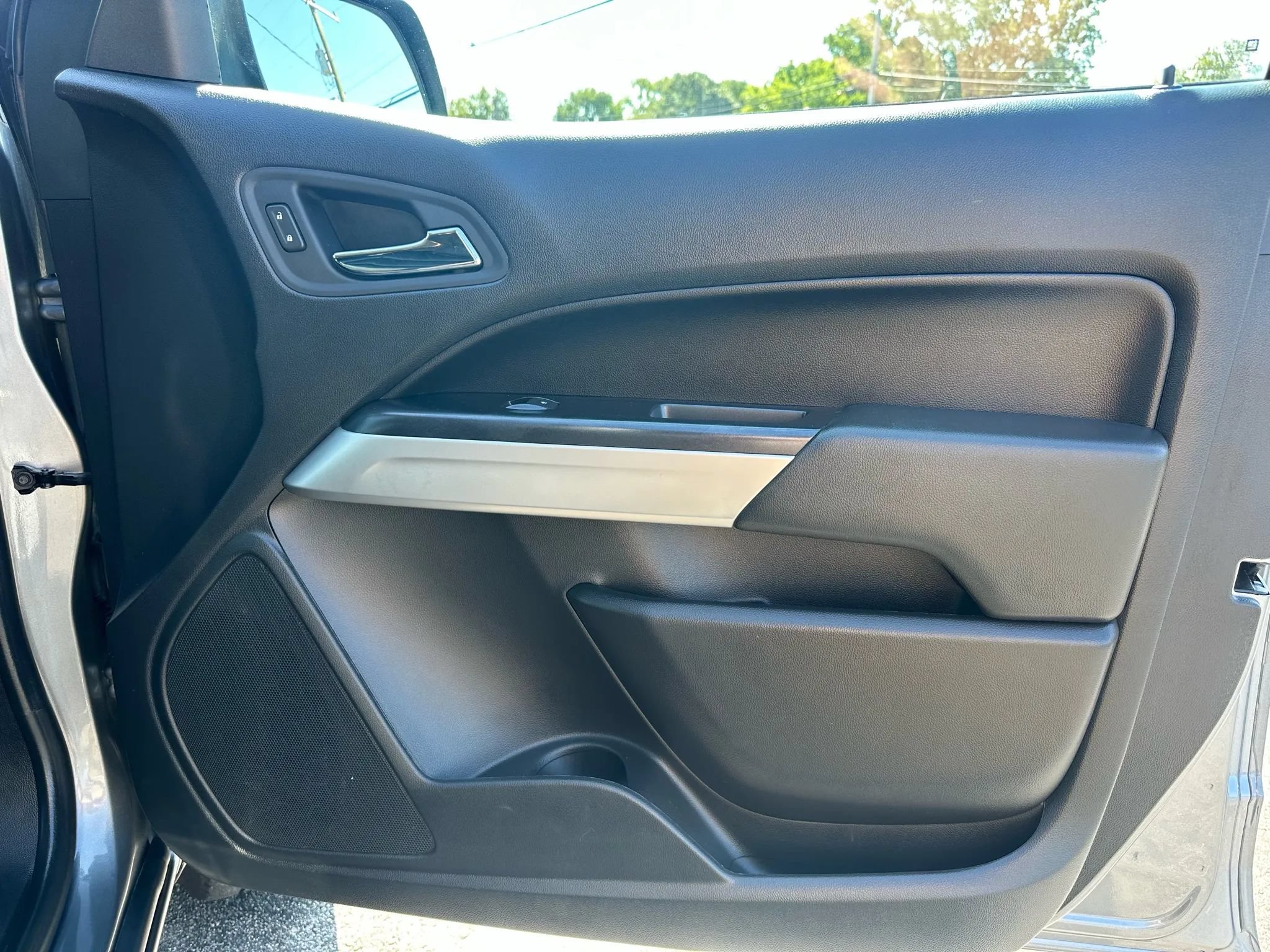 Used 2022 Chevrolet Colorado LT w/ Luxury Package AWD/4WD image 19
