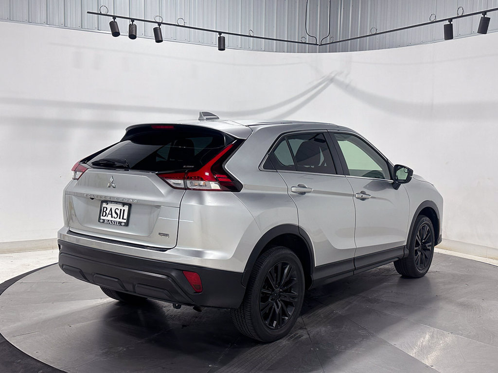 Used 2024 Mitsubishi Eclipse Cross AWD image 10