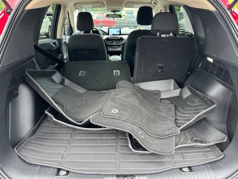 Certified 2020 Ford Escape SE AWD/4WD image 19