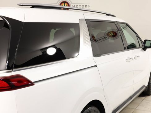 Used 2024 Kia Carnival SX Prestige image 43